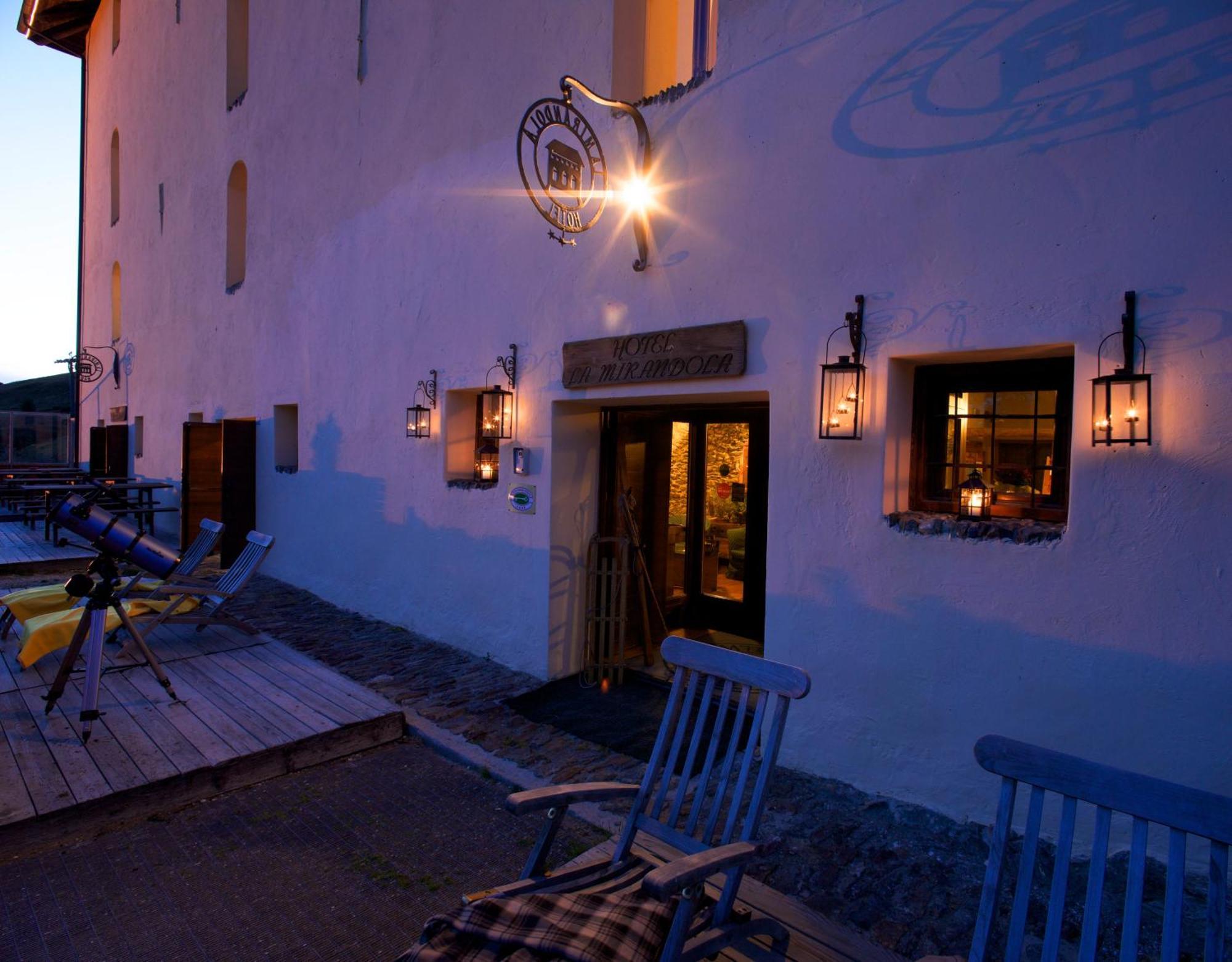Hotel Dimora Storica La Mirandola Passo del Tonale Exterior photo